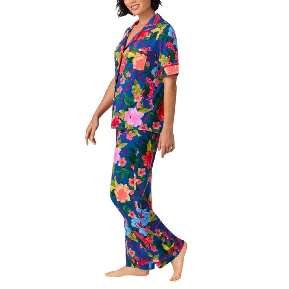 Room Service Women's Notch Collar Pajama Set - Picture 12 of 12